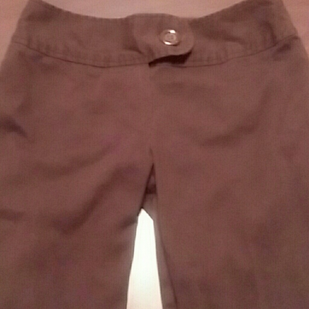 Brown small 2-4 size kackies